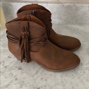 MIA booties